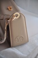 GIGI LEATHER HANDBAG - Taupe