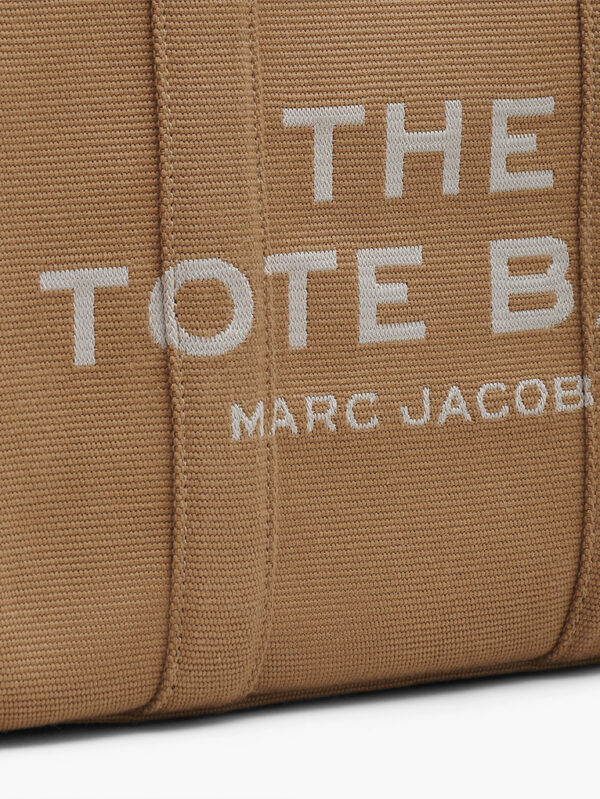 MARC JACOBS - THE JACQUARD MEDIUM TOTE BAG - Camel