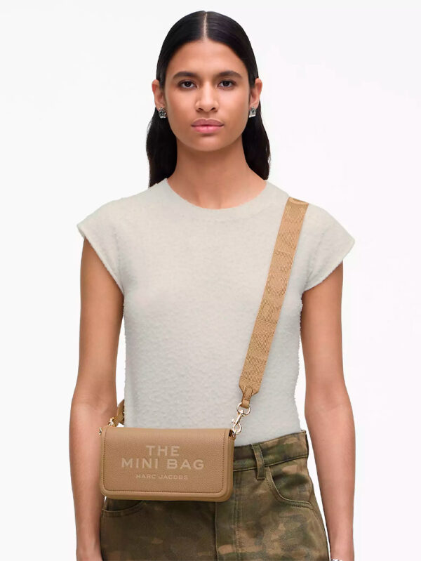 MARC JACOBS - THE MINI CROSSBODY BAG - Camel