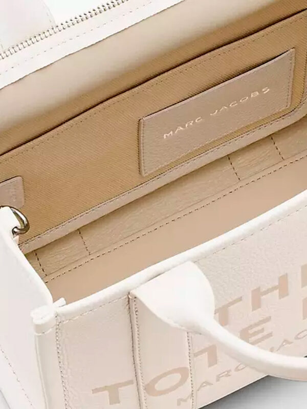 MARC JACOBS - LOGO EMBOSSED SMALL TOTE BAG