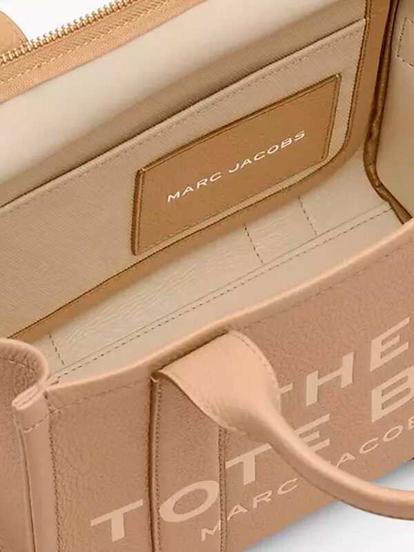 MARC JACOBS - THE SMALL TOTE BAG - Camel