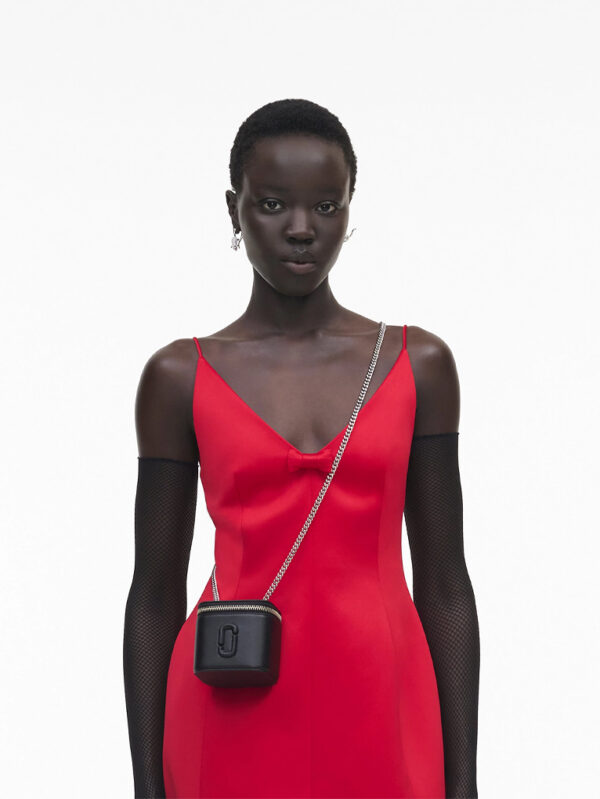 MARC JACOBS - THE VANITY LOGO PLAQUE ZIPPED MINI CROSSBODY BAG