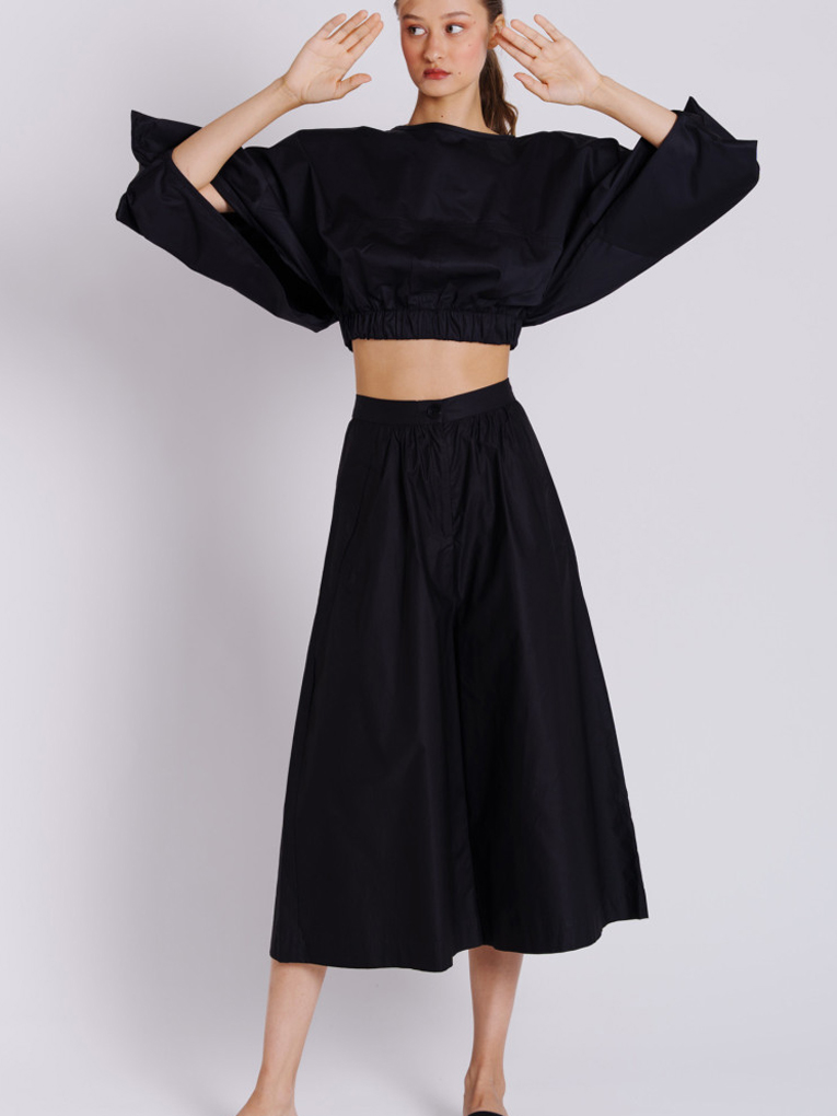 YIN TOP