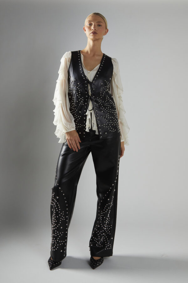 ANNETTE GILET