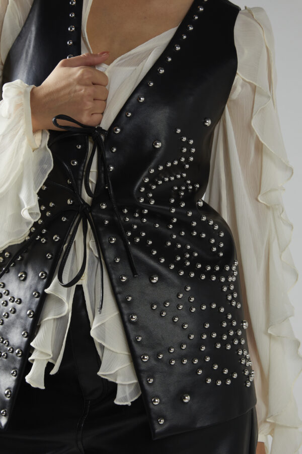 ANNETTE GILET
