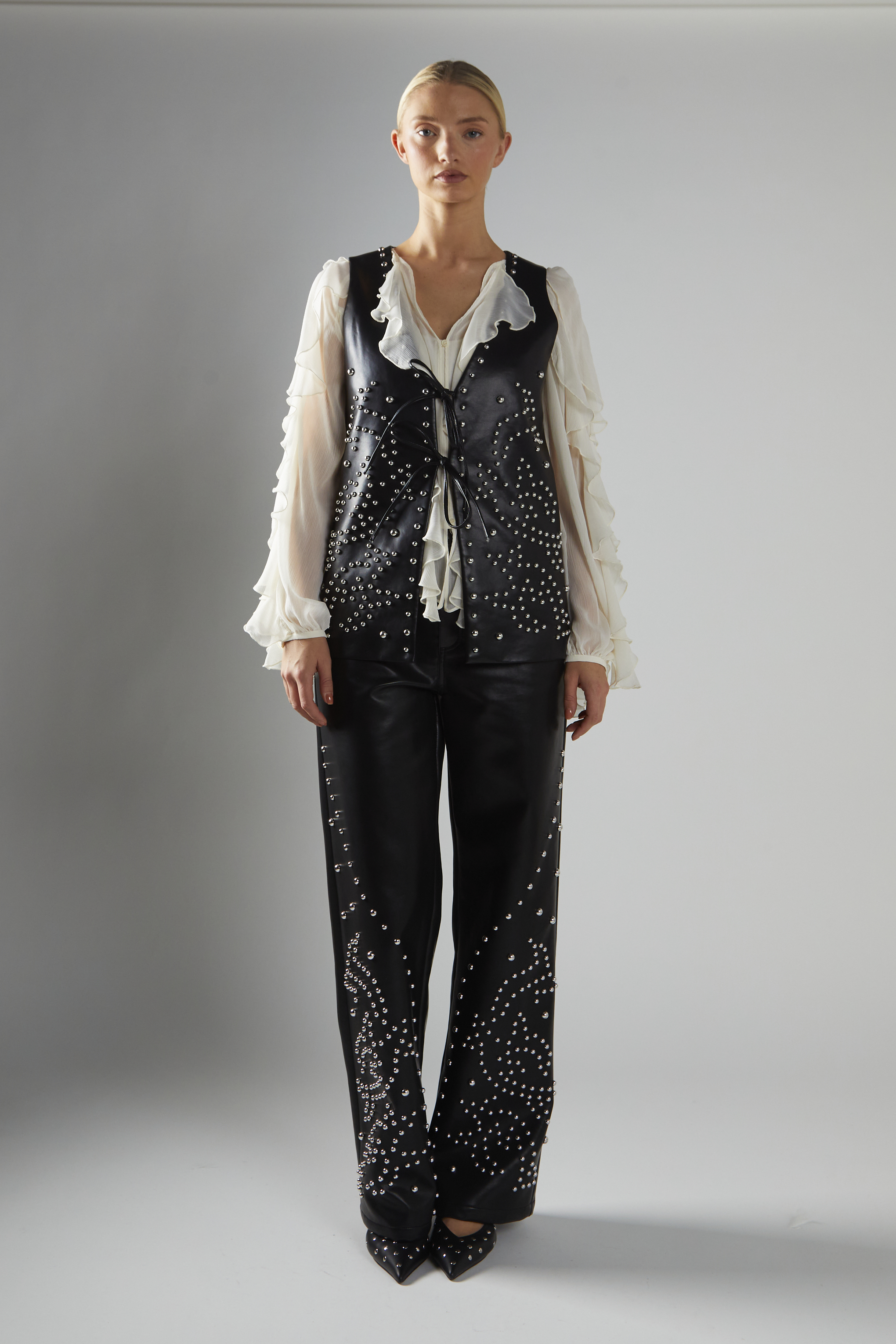 ANNETTE GILET